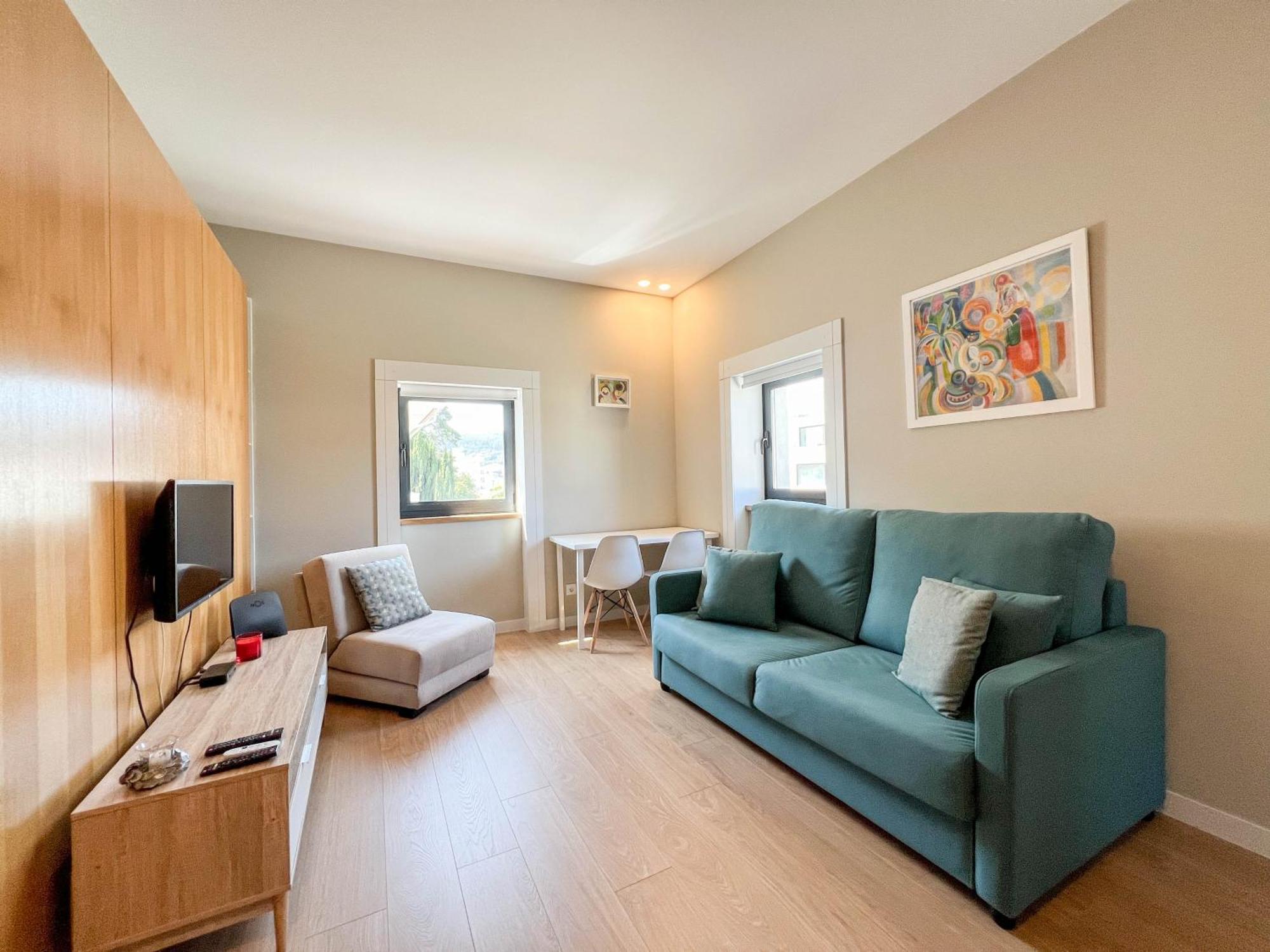 Casa Sao Vicente - Apartment Near City Centre With Private Parking فيانا دو كاستيلو المظهر الخارجي الصورة